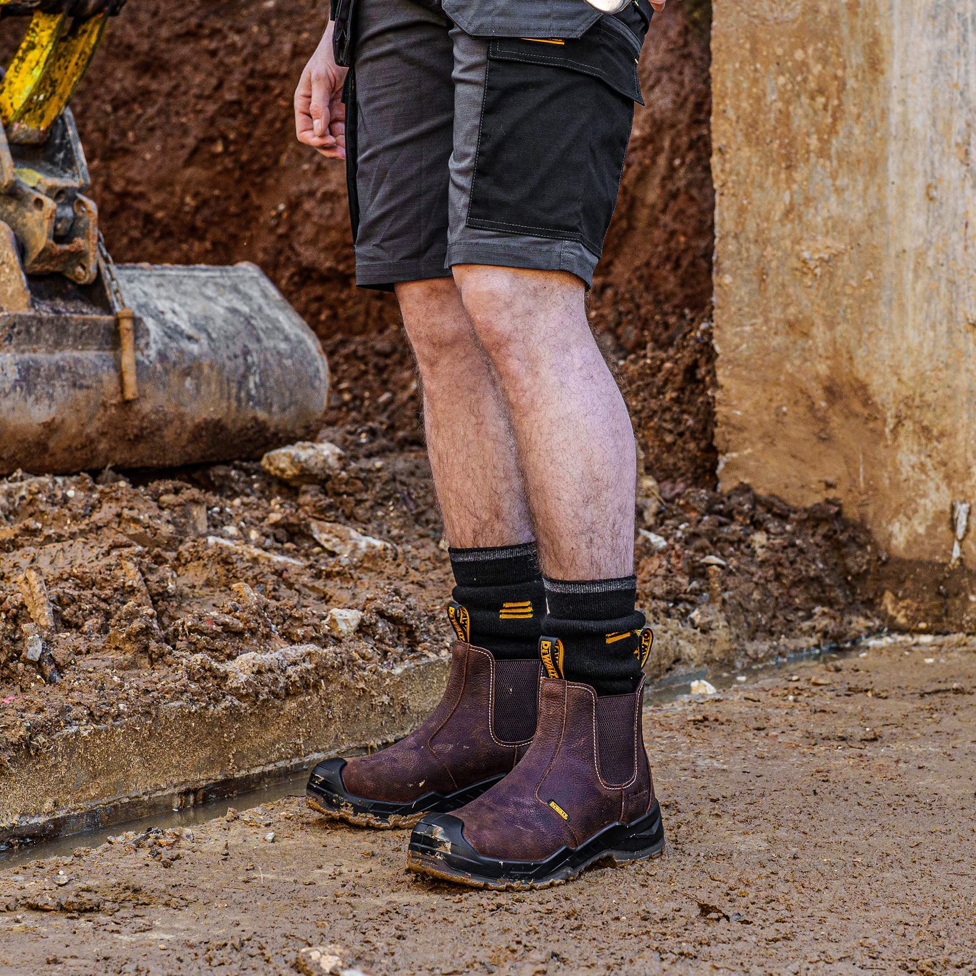 Dewalt slip on store work boots